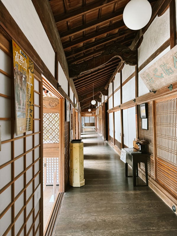 koyasan temple stay