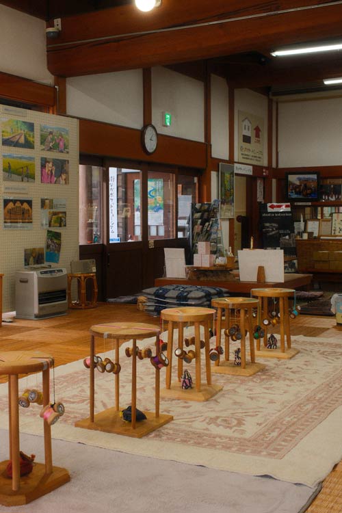 hida furukawa sift shop with craft spots